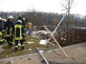 Gartenhaus in Koeln Vingst Nobelstr explodiert   P061
